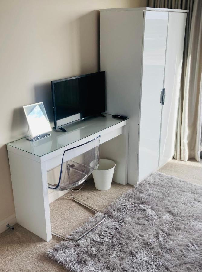 Stylish And Smart Two Double Bedroom Apartment ベルファスト エクステリア 写真