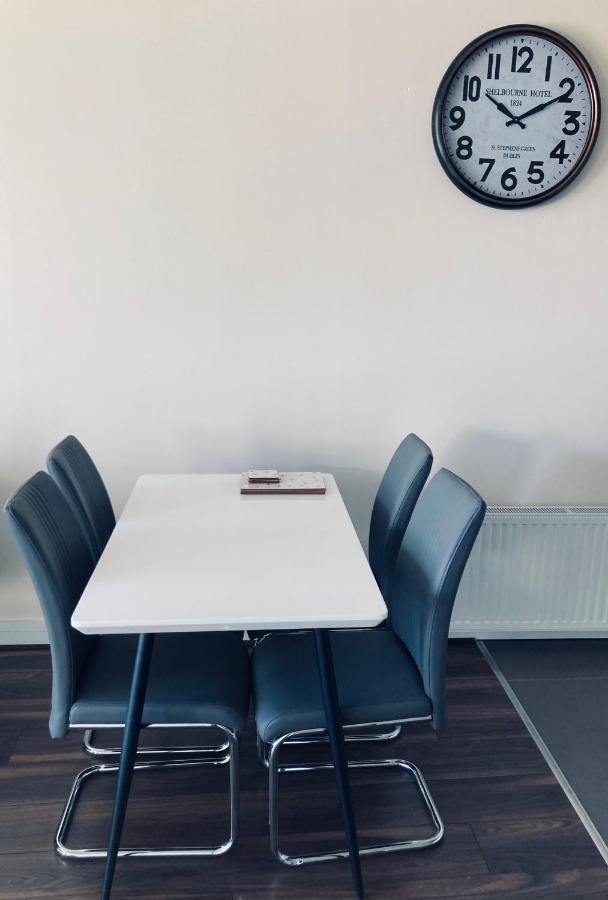 Stylish And Smart Two Double Bedroom Apartment ベルファスト エクステリア 写真